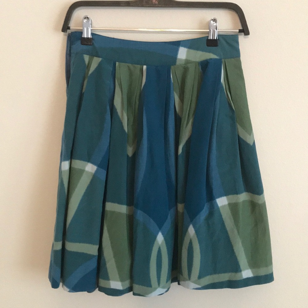 Beautiful Club Monaco skirt!
